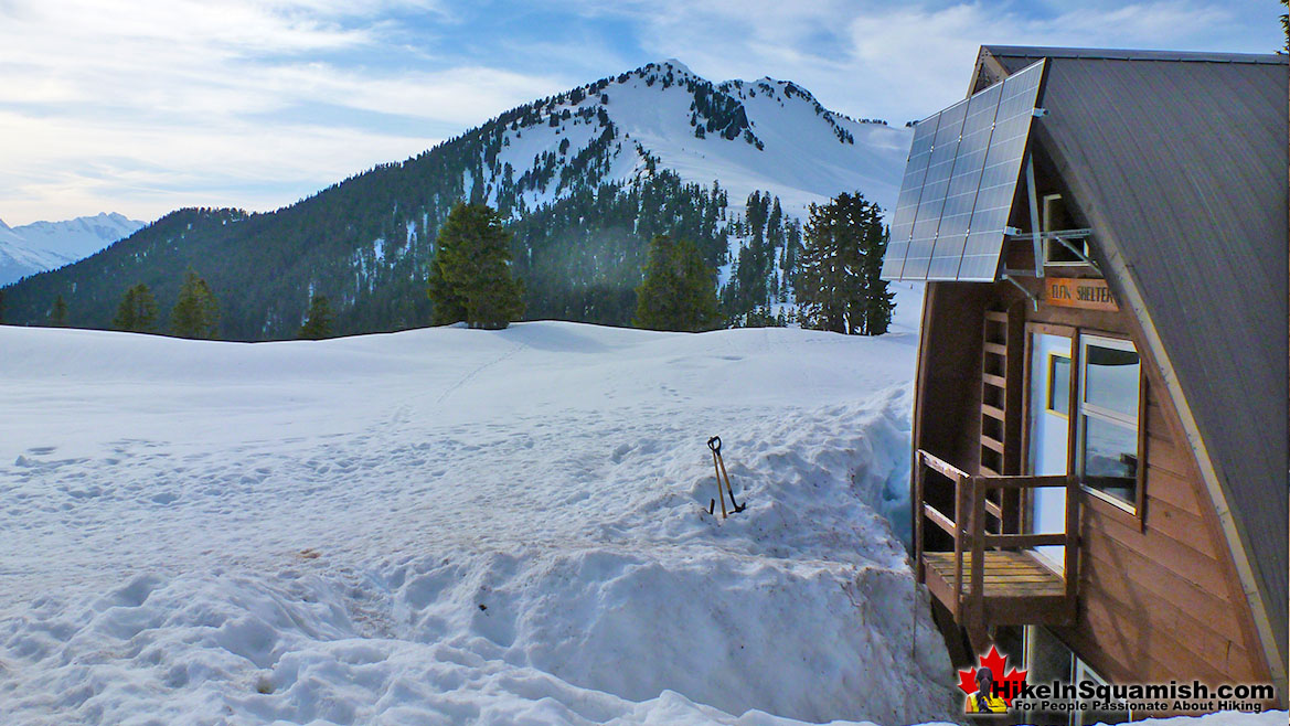 The Elfin Lakes Hut in June