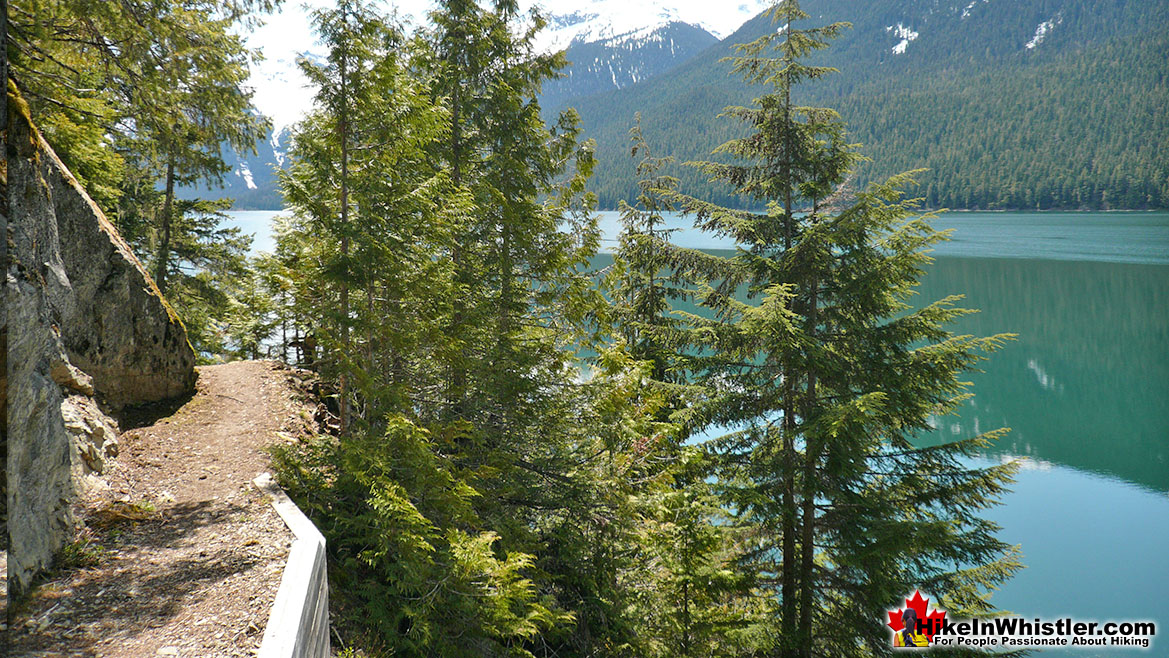 Cheakamus Lake Hike in Whistler in October