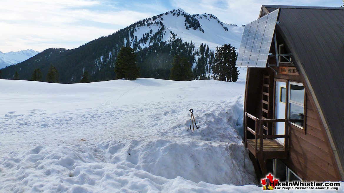 The Elfin Lakes Hut