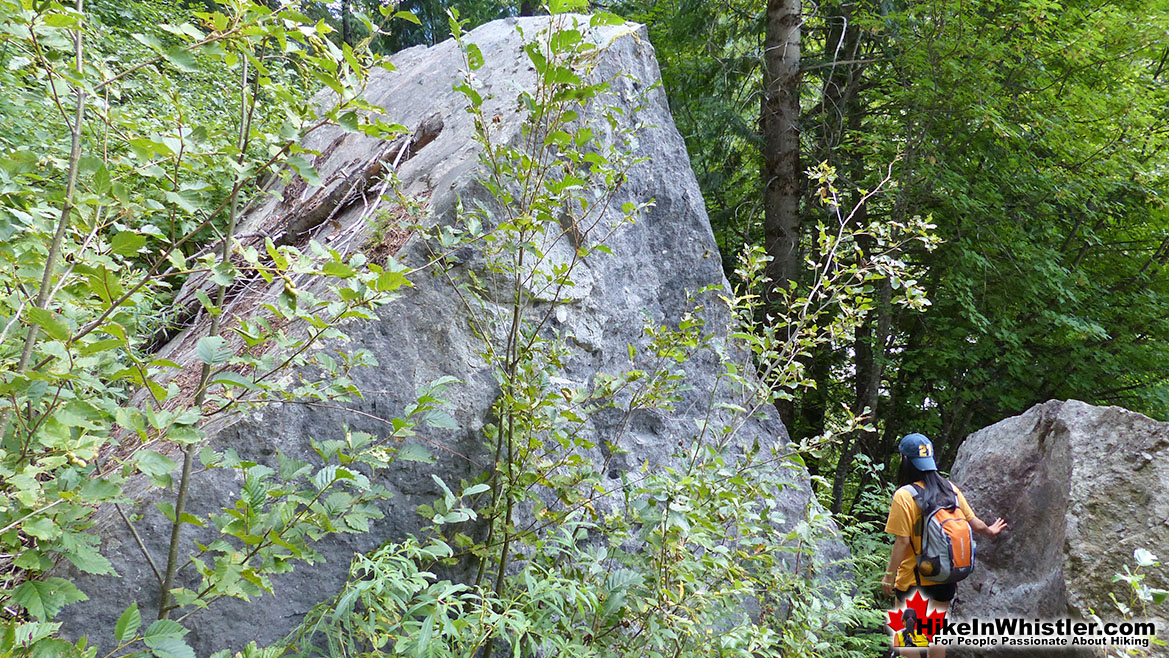 Lillooet River Trail to Keyhole Hot Springs